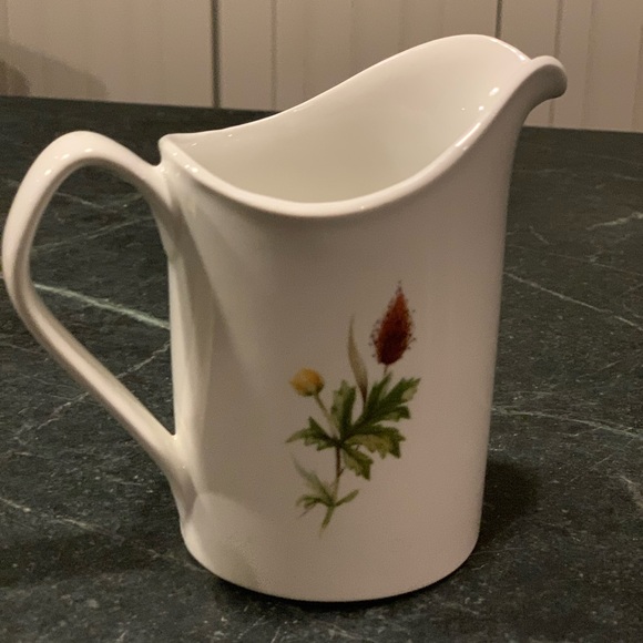 JOHNSON BROTHERS |  1960's Brookside Creamer Ironstone. England Cattails. - Picture 2 of 10